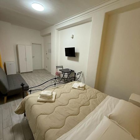 La Stazione 92 Bed & Breakfast Katanya Dış mekan fotoğraf