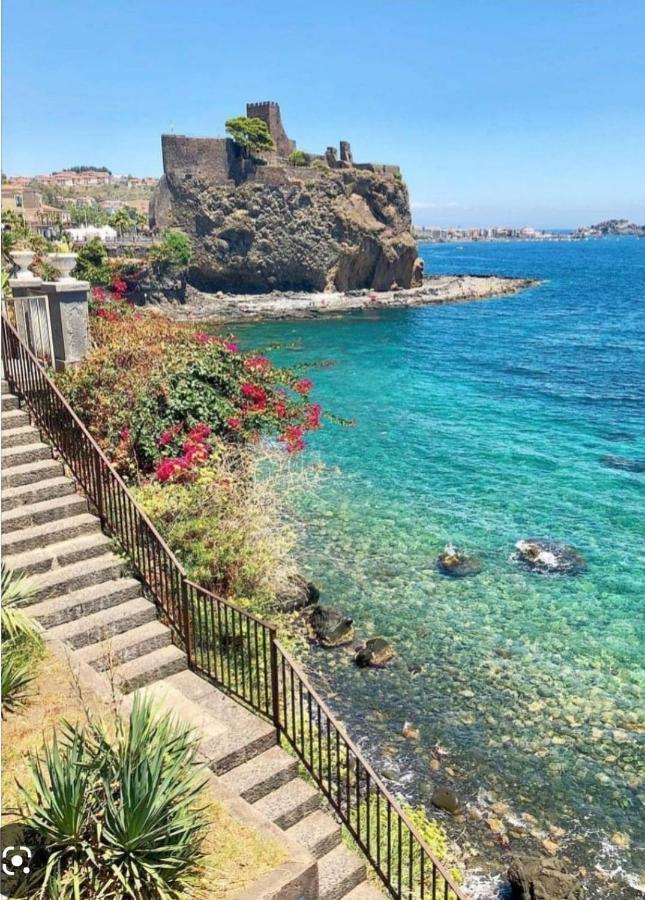 La Stazione 92 Bed & Breakfast Katanya Dış mekan fotoğraf