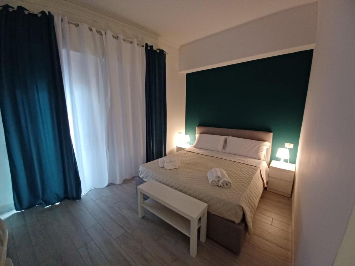 La Stazione 92 Bed & Breakfast Katanya Dış mekan fotoğraf