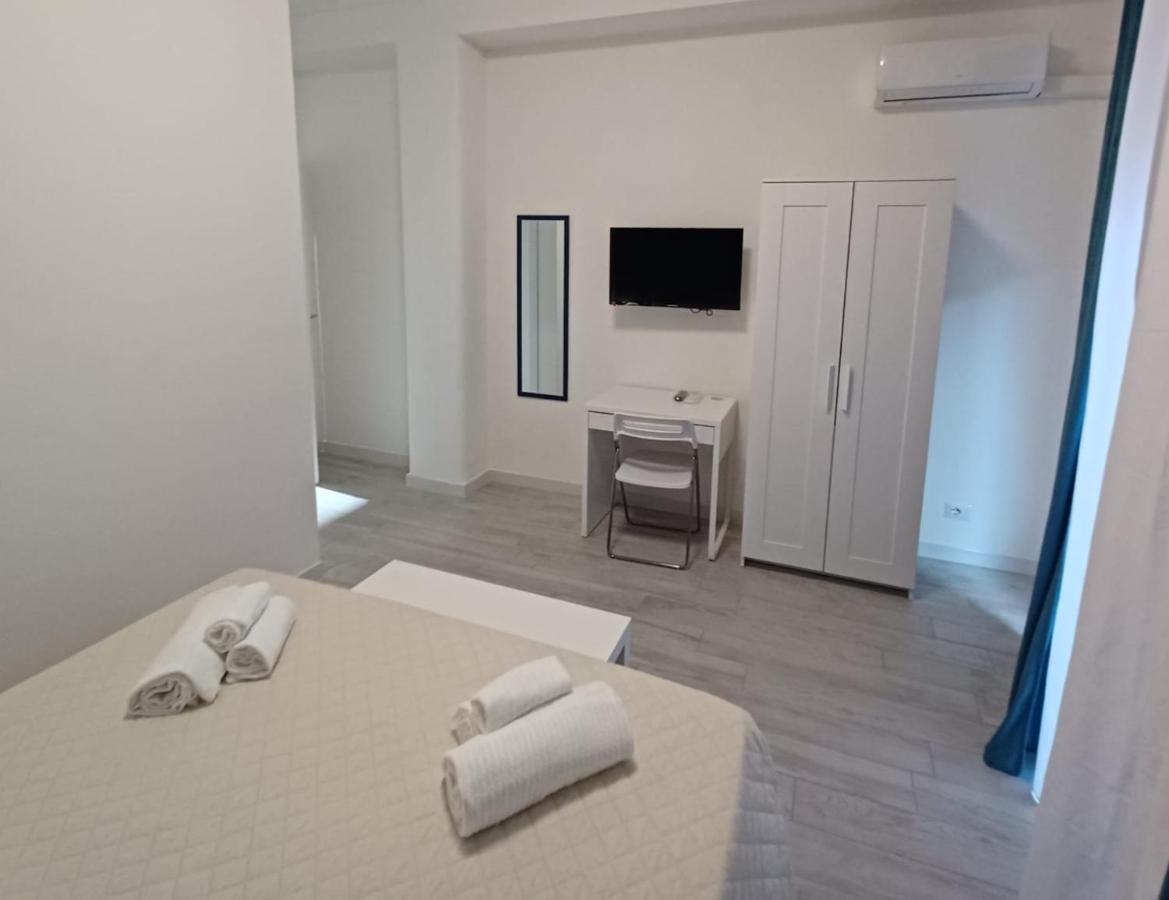 La Stazione 92 Bed & Breakfast Katanya Dış mekan fotoğraf