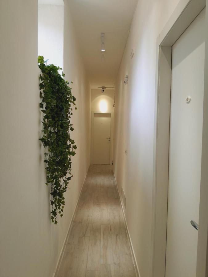 La Stazione 92 Bed & Breakfast Katanya Dış mekan fotoğraf