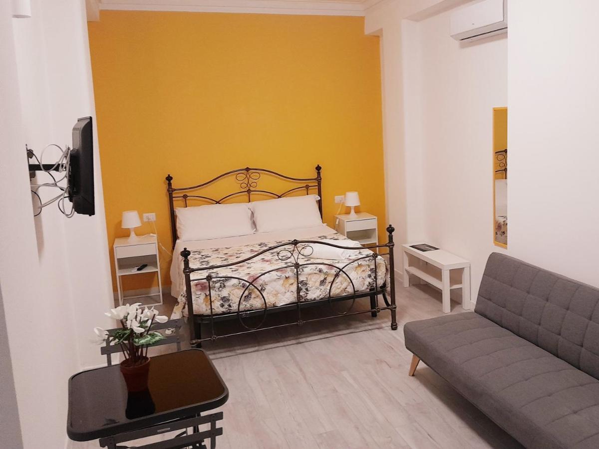 La Stazione 92 Bed & Breakfast Katanya Dış mekan fotoğraf
