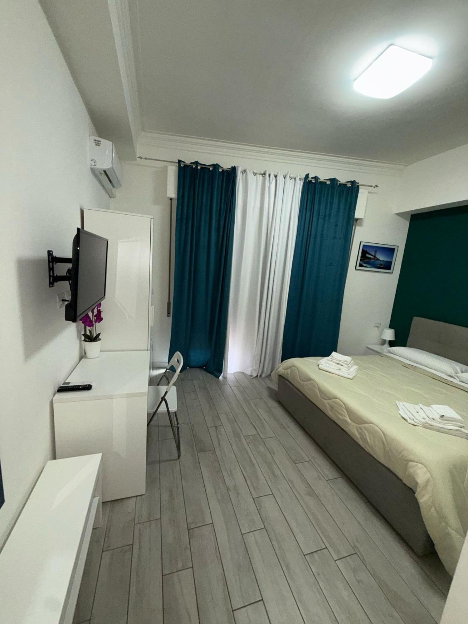 La Stazione 92 Bed & Breakfast Katanya Dış mekan fotoğraf